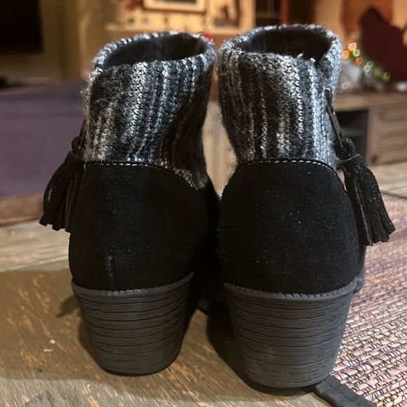 Born Ankle ZipOn Bootie Black 7.5 - Picture 4 of 12